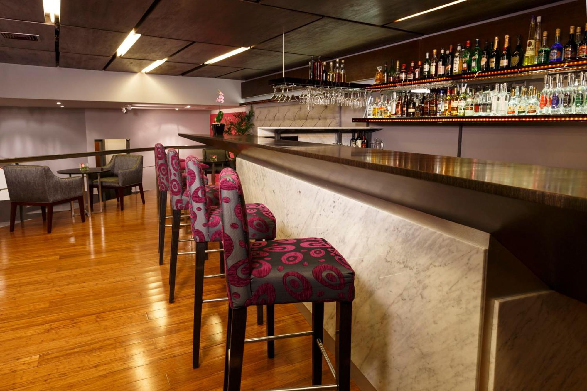 Crowne Plaza Lima By Ihg Exterior foto The bar at the lounge