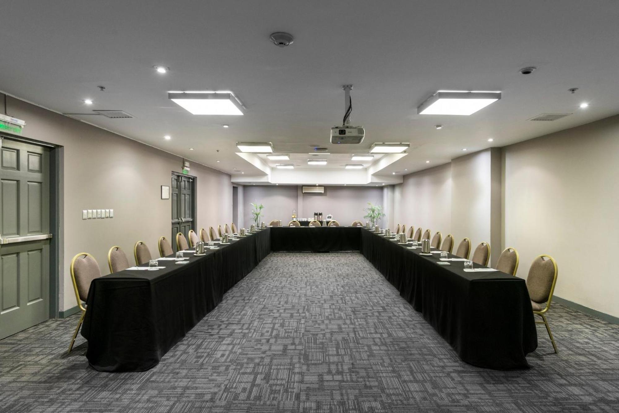 Crowne Plaza Lima By Ihg Exterior foto Meeting room