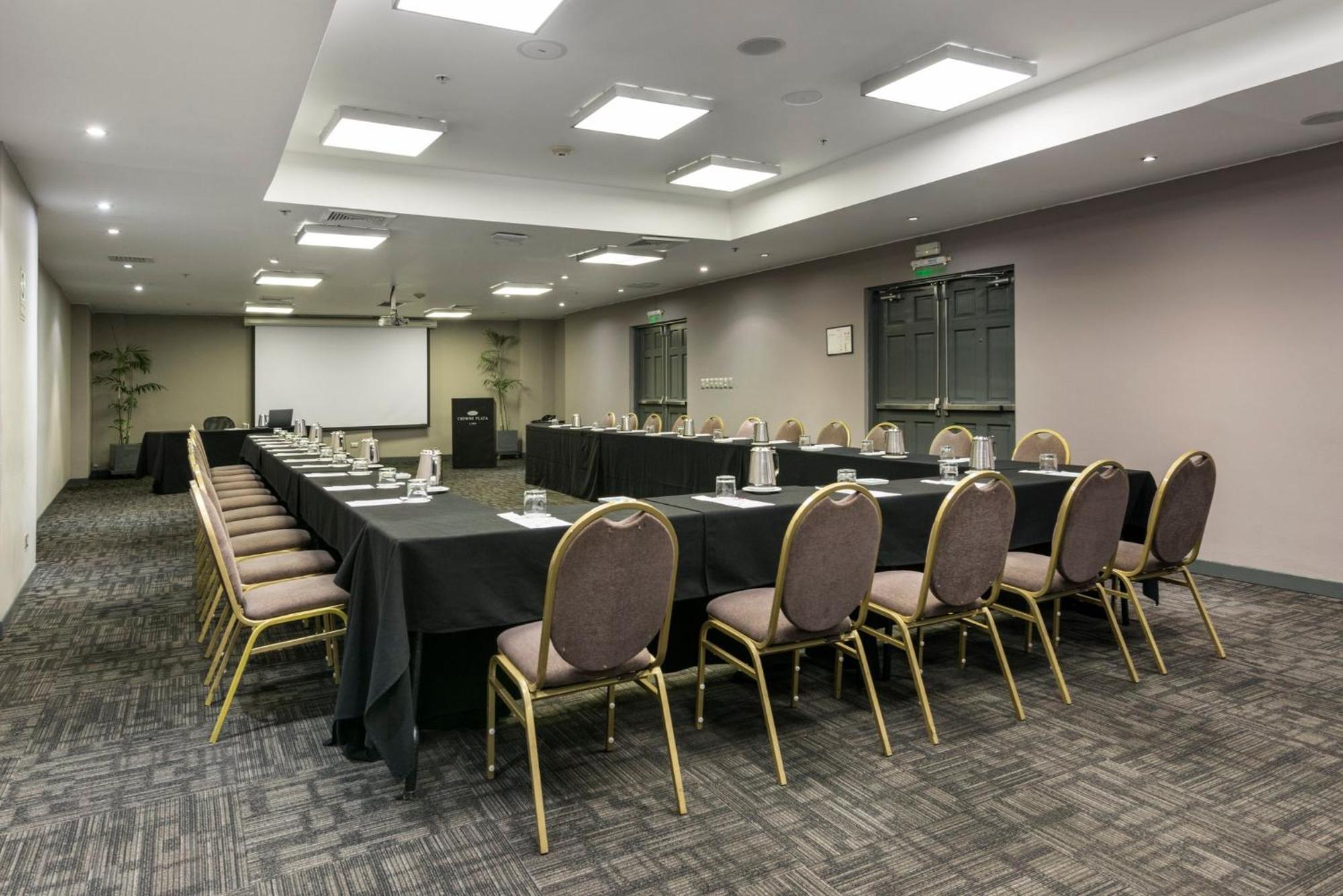 Crowne Plaza Lima By Ihg Exterior foto Meeting room